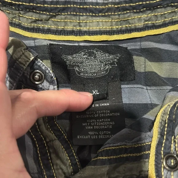 Harley-Davidson Men's Green and Gray Plaid Shirt - Picture 4 of 12